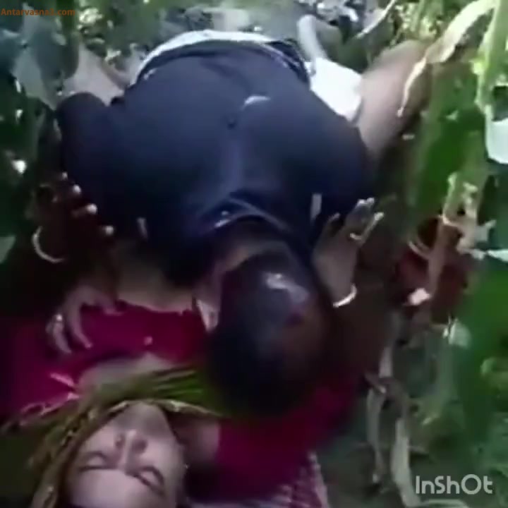पति के बिजनेस के लिए नीतू चुदाई दो लंड से