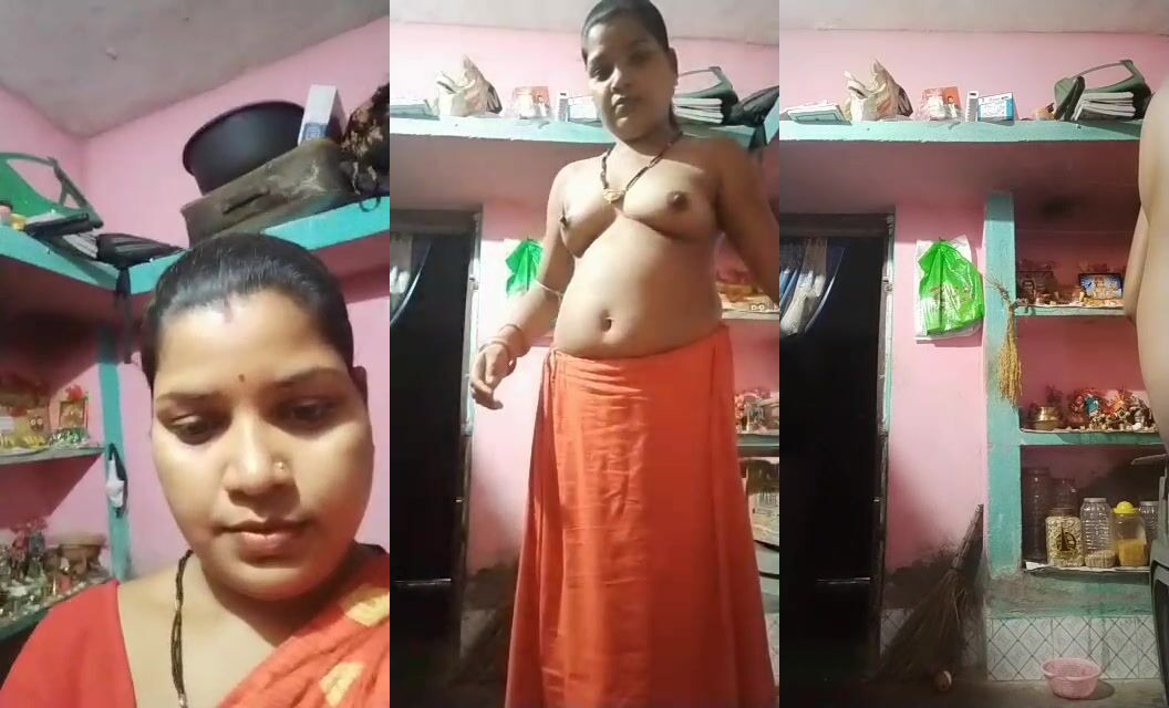 Desi MMS XXX sex clip mein nangi hoti hui dehati Bhabhi