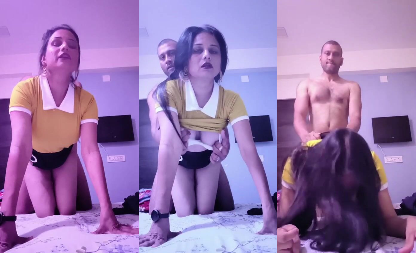 MMS XXX porn of a Sexy Gujarati hottie fucked in doggy style