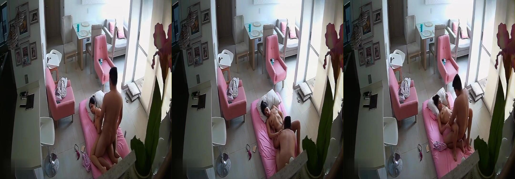 Hot Indian Aunty’s pussy licked in 69 position by her lover