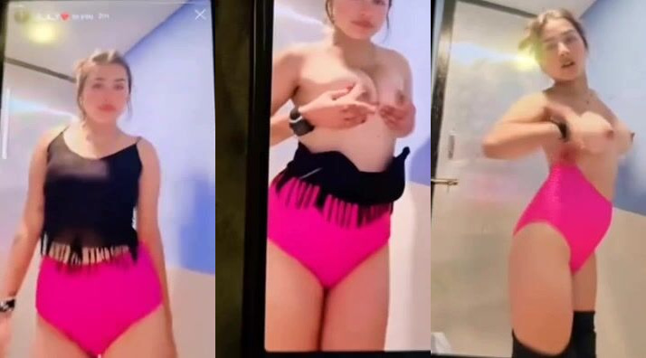 Sexy Bangla Babe’s seductive viral selfie of strip-teasing