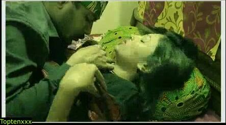 Erotic sex video of hot Bengali bhabhi’s chut chudai