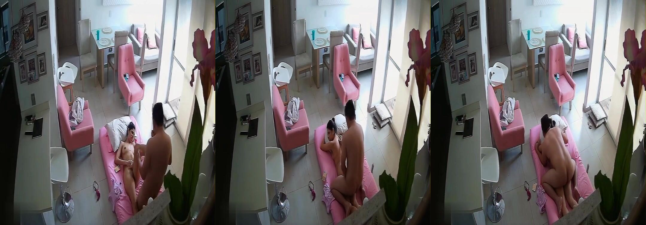 Indian Aunty’s video of erotic massage & sex by her lover