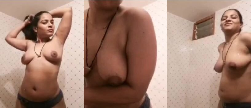 Marathi Vahini shows her boobs in a shower in this selfie