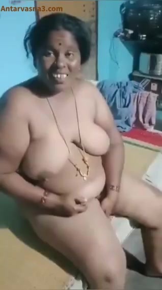 गांव के देहाती आंटी को बहू के बाप ने चोद डाला
