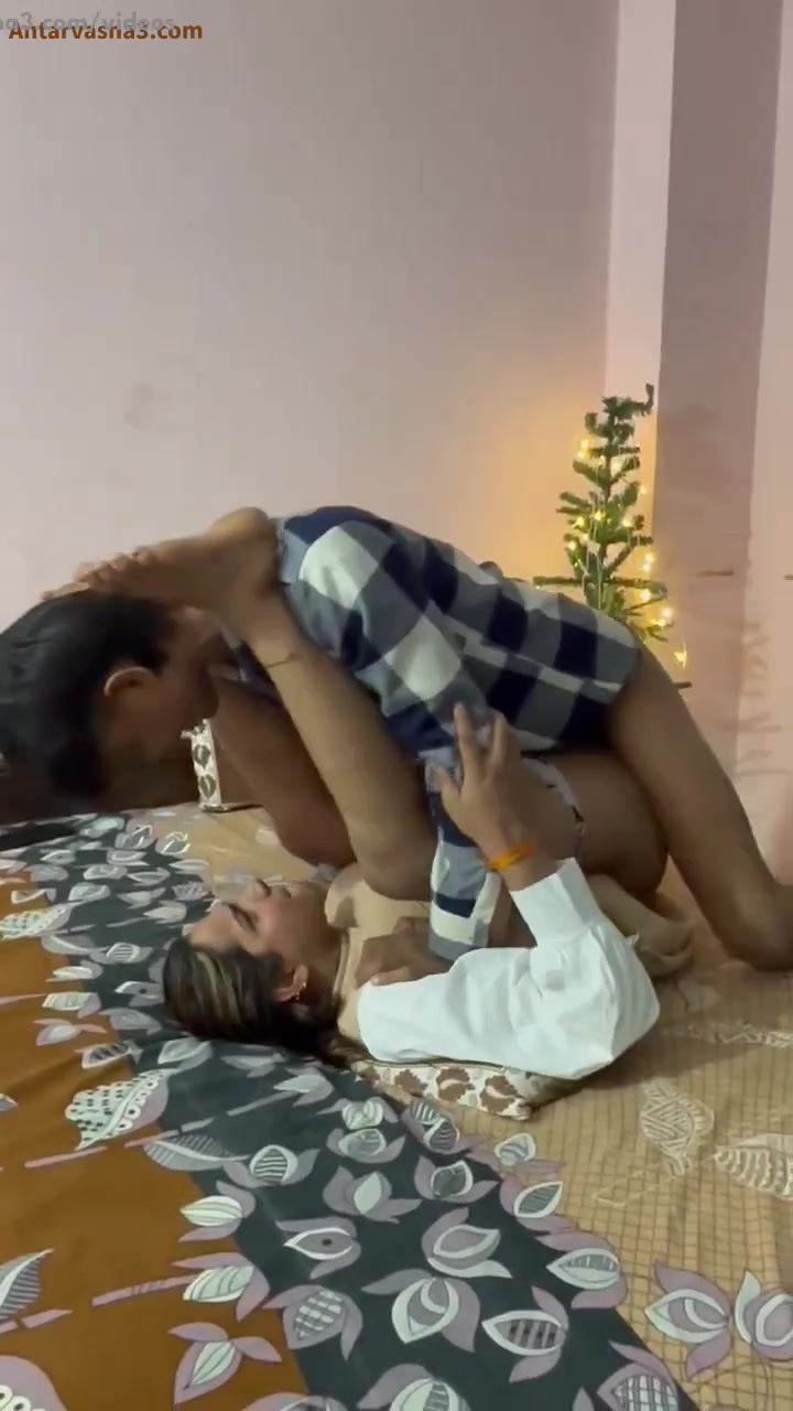 देसी लौंडे ने हिजड़े की गांड मारी – शीमेल एनल वीडियो